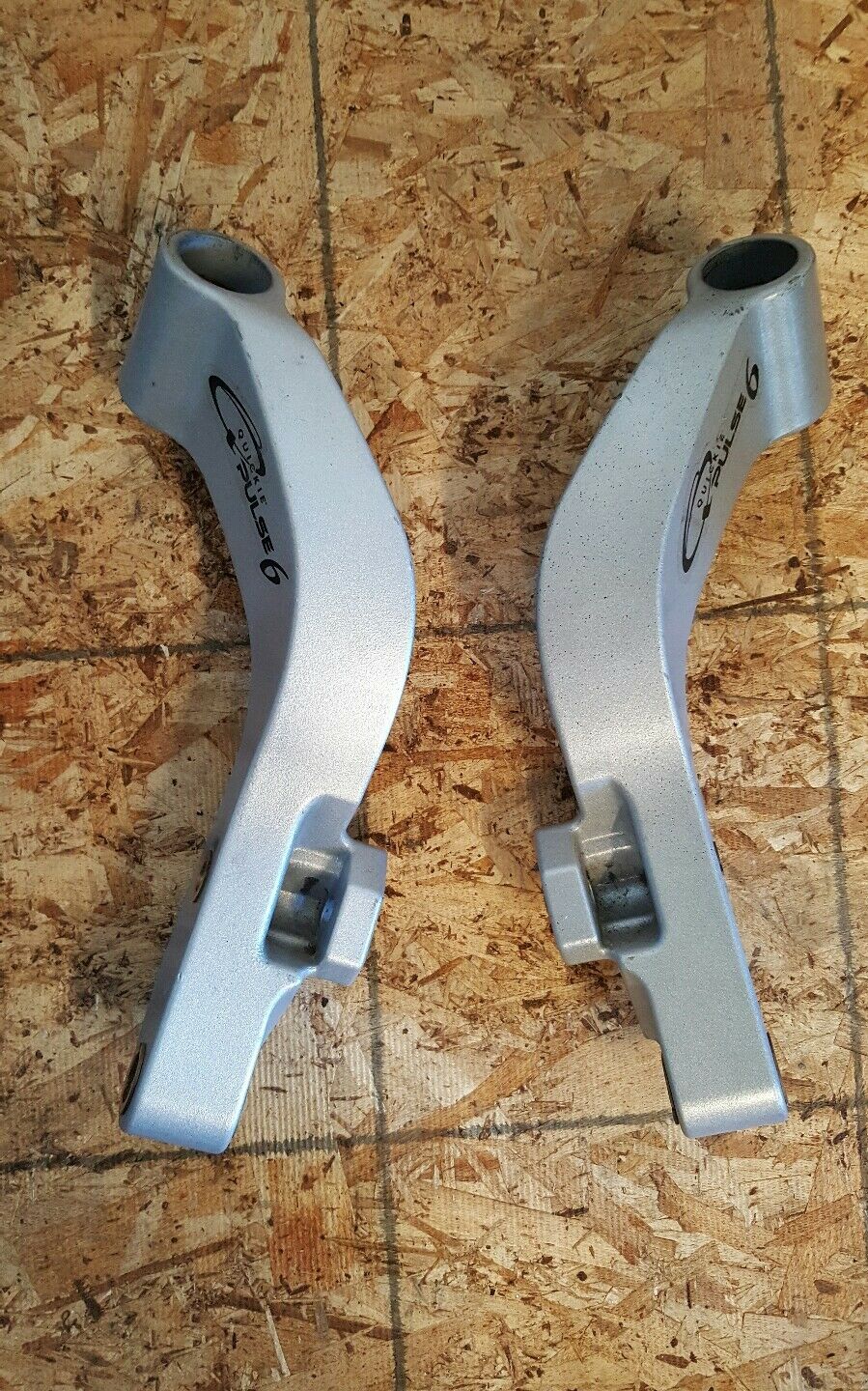 Set of used Quickie Pulse 6, Wheelchair Front Caster Link Arm