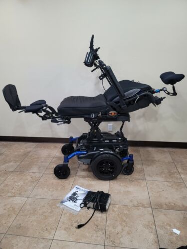 Amy Alltrack R3 Hybrid Wheelchair