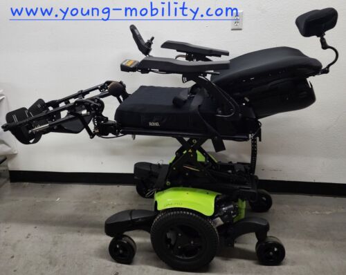 Quickie QM-710 Wheelchair