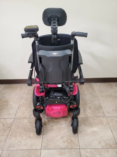 2019 Quickie Q500M Wheelchair, with Power Tilt,Power Leg, Manual Recline.0Mile