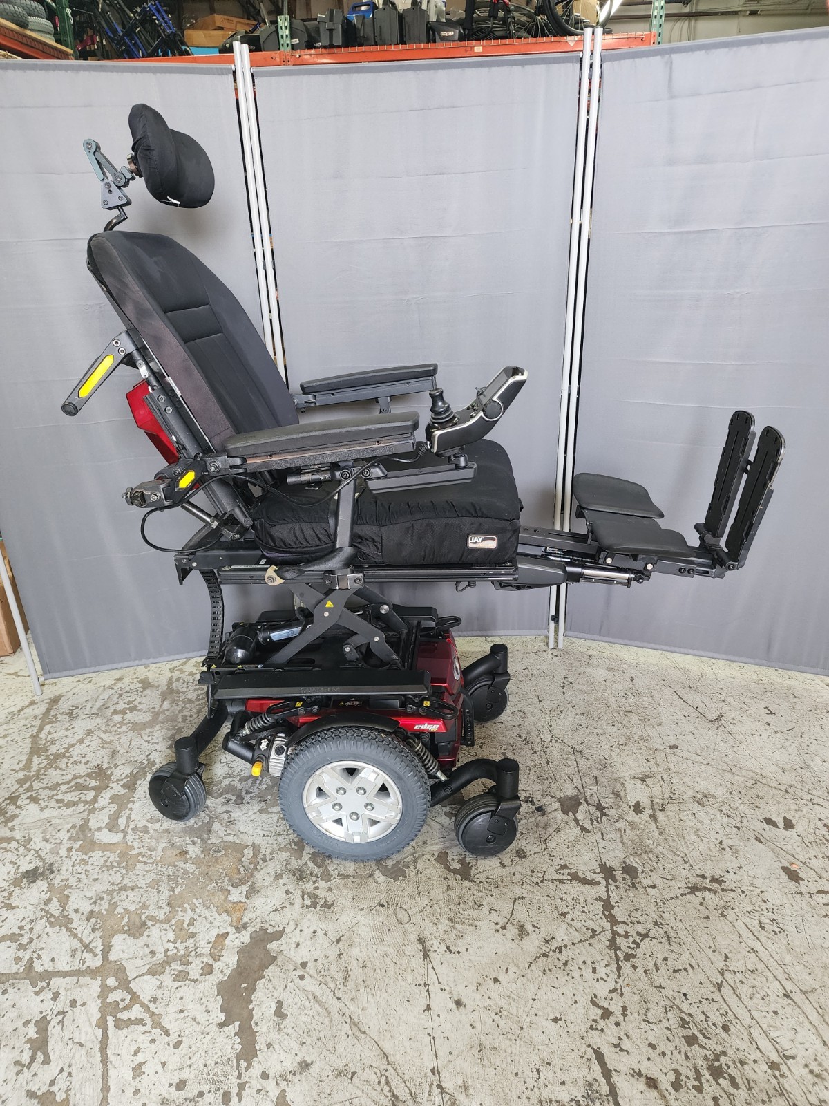 PRIDE QUANTUM Q6 HD  WHEELCHAIR POWER SEAT ELEVATOR, RECLINE, LEG, 22" 450 Lbs